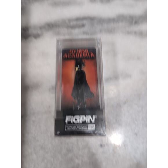 Figpin #180, My Hero Academi Fumikage Tokoyami, Premium Display‎ Case, Unlocked - Picture 1 of 5